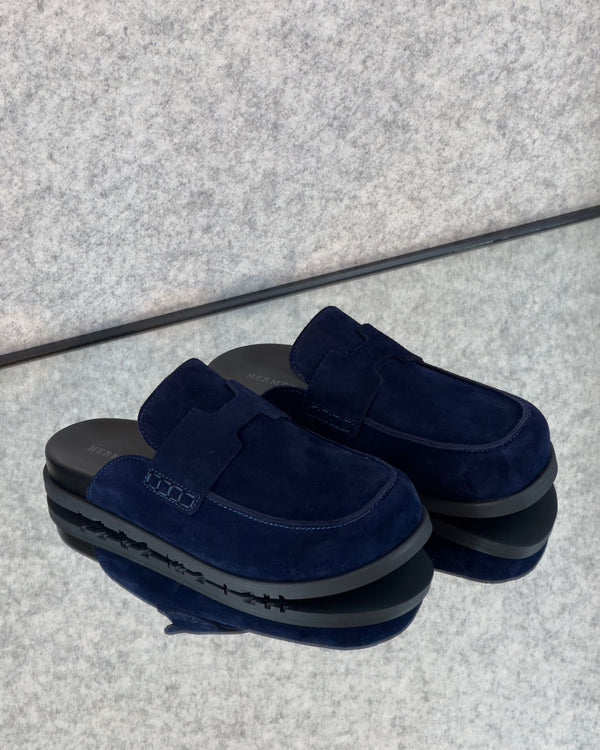 Hermès Go Mules in navy suede calfskin