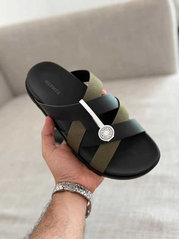 Hermès Kazimir Sandal in calfskin leather and woven ribbon